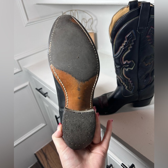 **SOLD**Vintage Levi’s Cowboy Boots Women’s 8.5 Black Red Stitch Western - Picture 7 of 8